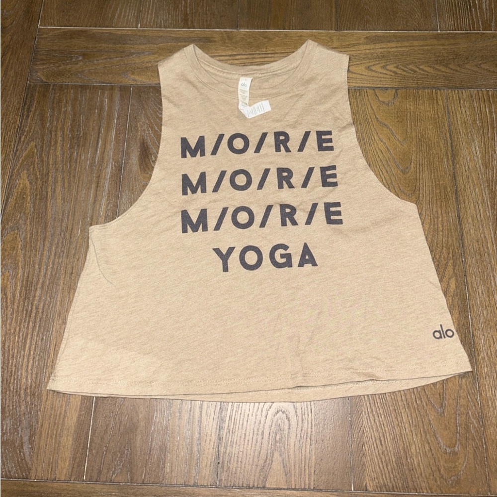 ALO Yoga Beige Graphic Tee
